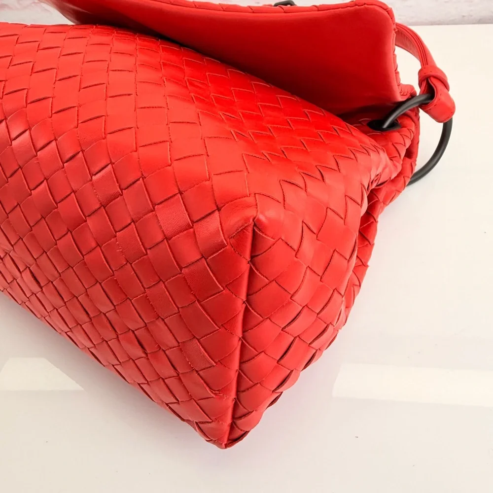 Bottega Veneta Intrecciato Leather Red Flap Shoulder Bag - Picture 8 of 16